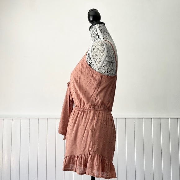 Cotton Candy LA Boho Cutout Tie Front Romper Size S - Picture 7 of 14